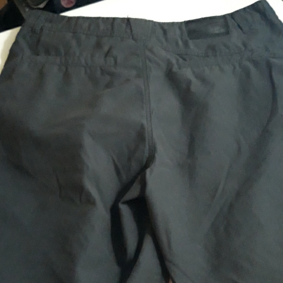 Mens 38 Ocean Earth Shorts - Picture 3 of 4